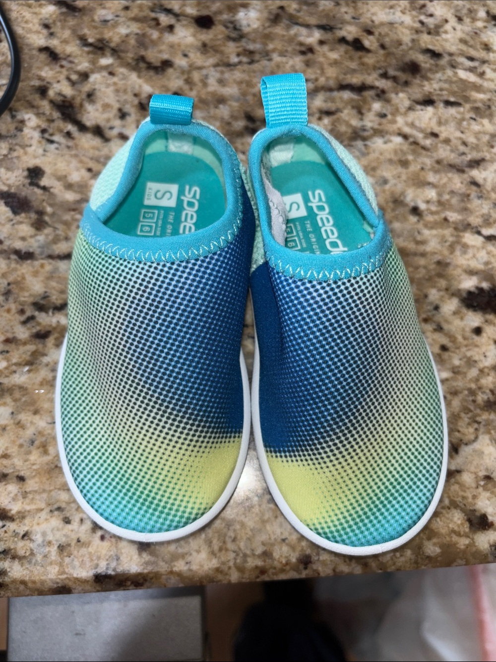 Speedo Kids Water Shoes in Teal, Blue and Yellow Gradient